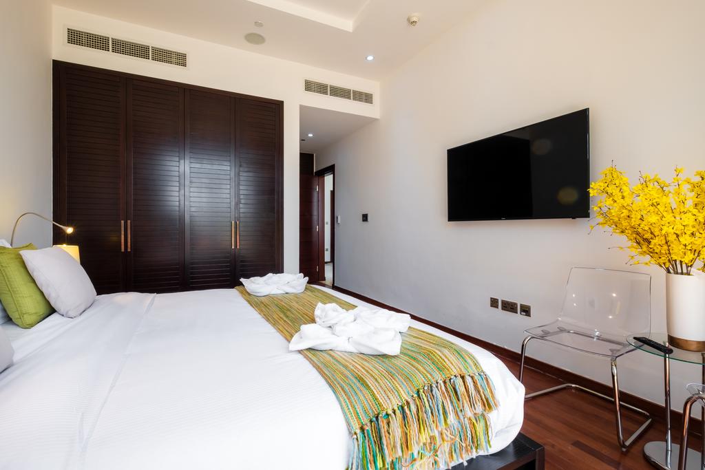 Maison Privee - Tiara Diamond - thumb 5