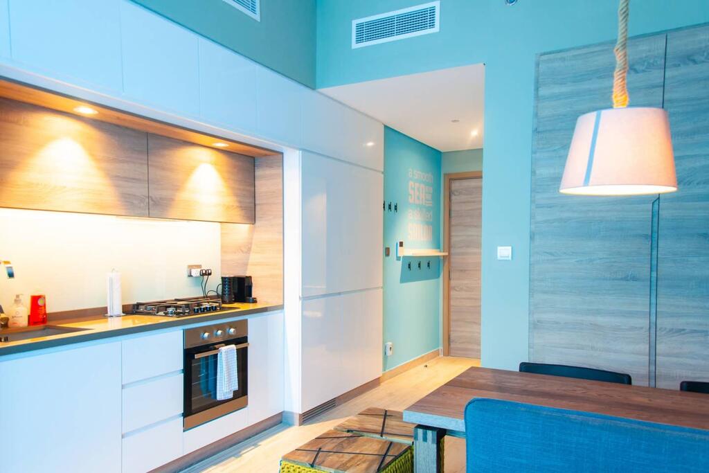 Marina Studio With Sea Views Close To Beach - thumb 2
