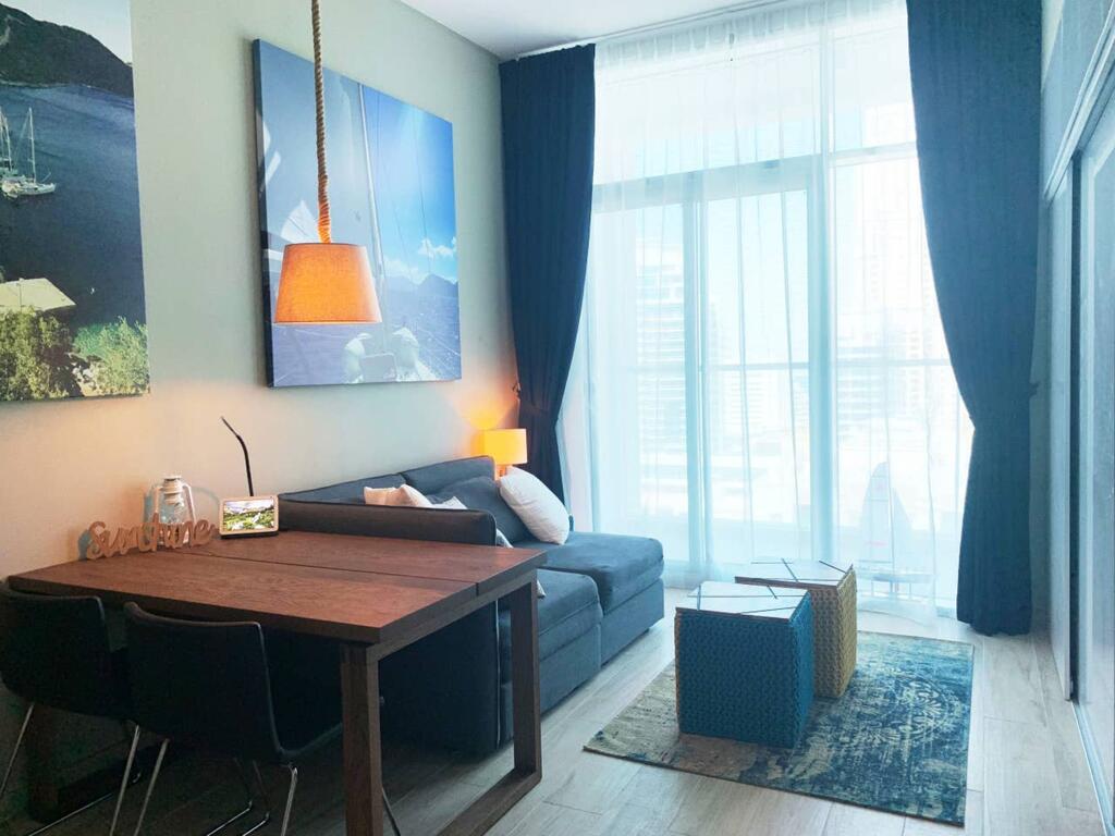 Marina Studio With Sea Views Close To Beach - thumb 0