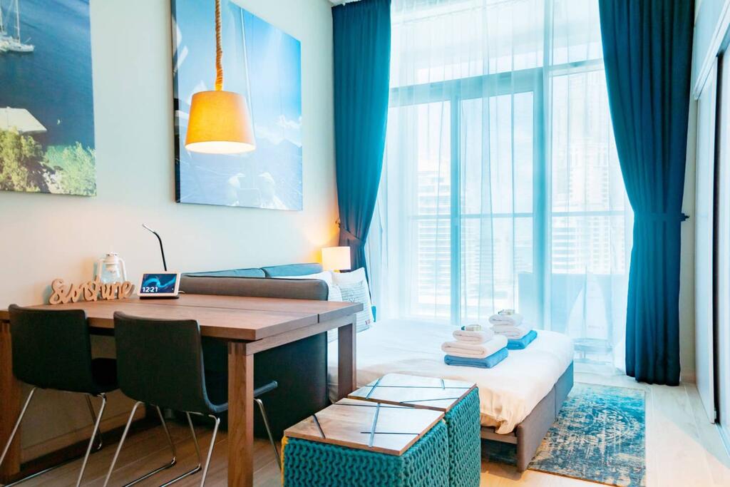 Marina Studio With Sea Views Close To Beach - thumb 1