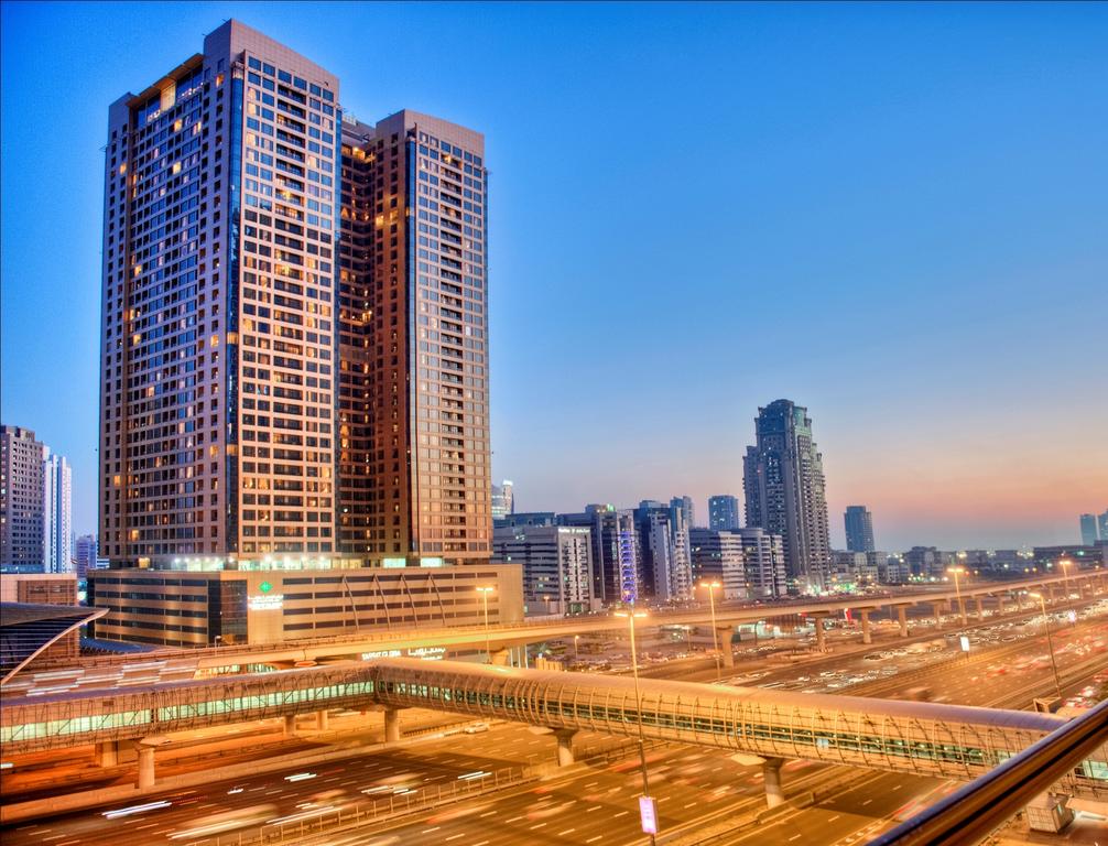 Mercure Dubai Barsha Heights Hotel Suites - thumb 0