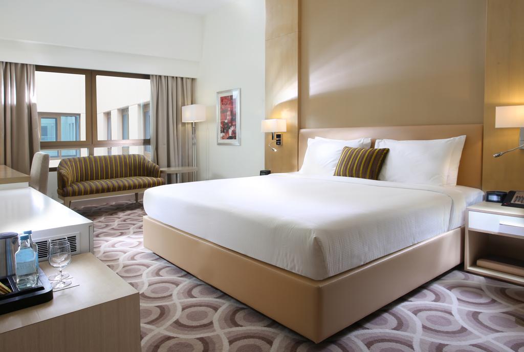 Metropolitan Hotel Dubai - thumb 6