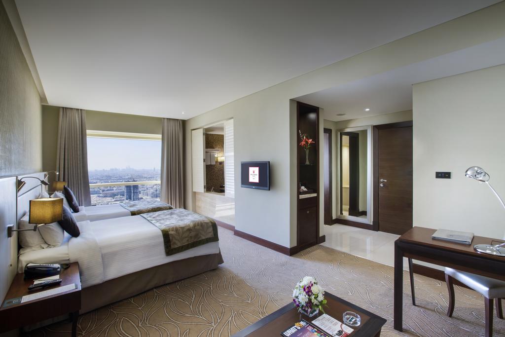 Millennium Plaza Hotel - thumb 2