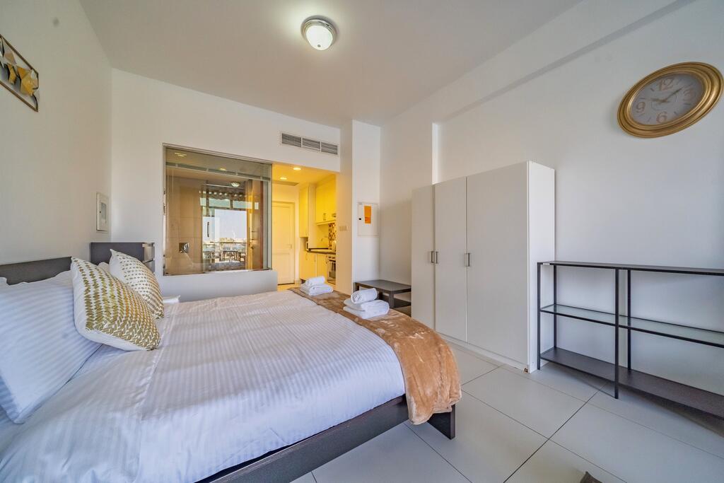 Modern & Cozy Sea View Studio In Palm Jumeirah - thumb 4