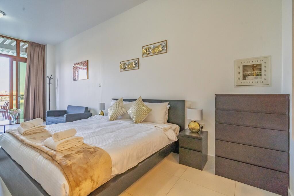 Modern & Cozy Sea View Studio In Palm Jumeirah - thumb 1
