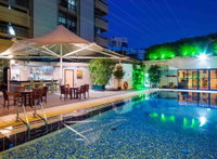Novel Hotel City Center Accommodation Dubai