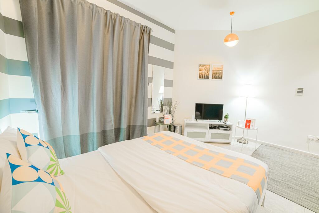 OYO 585 Home 120, B Block, Diamond Views 1 - thumb 3