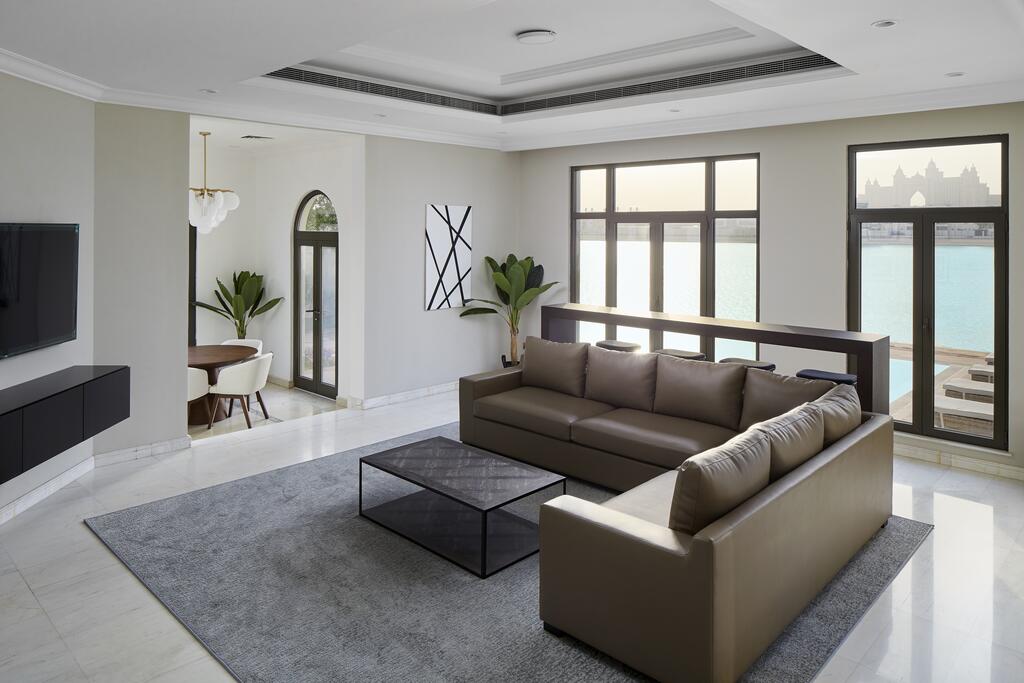 Palm Beachfront Estate With Atlantis Views - thumb 4