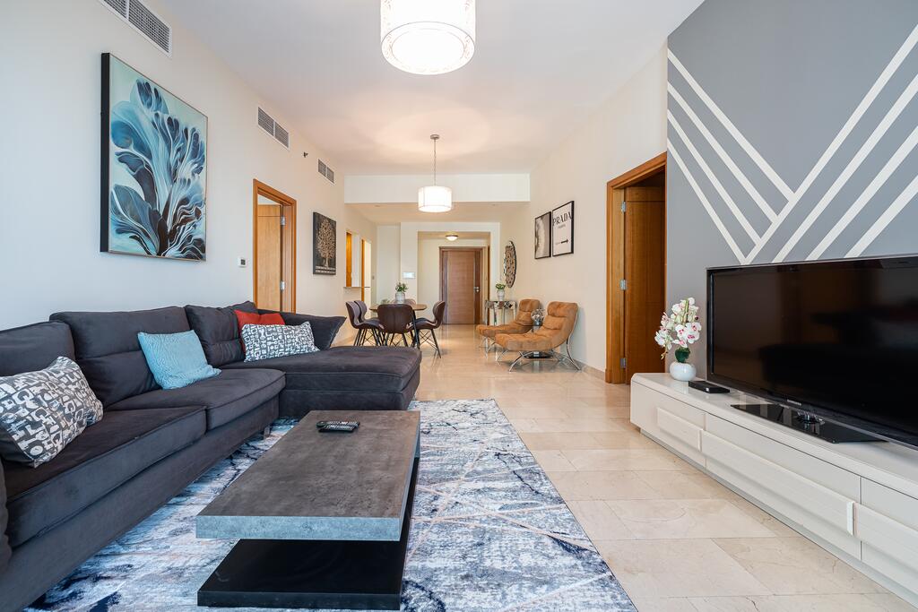 Partial Sea And Marina View 2 BR Holiday Home - thumb 3