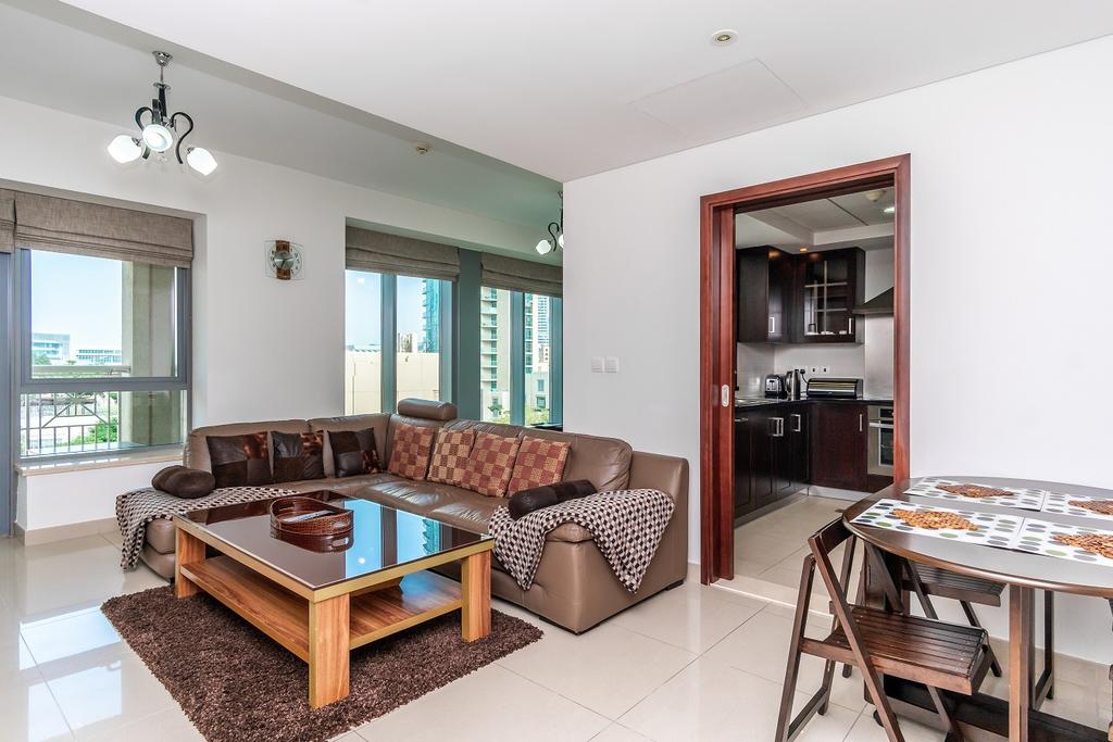 Pearl [Ease By Emaar] Elegant Two Bedroom Apartment - thumb 0