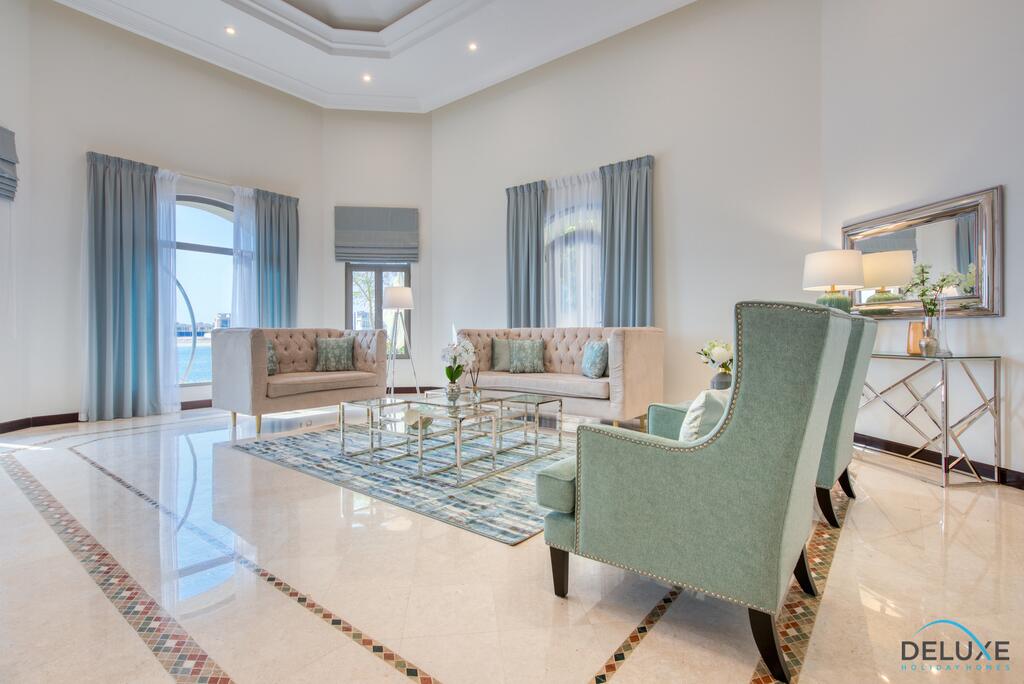Posh 5BR Villa With Private Pool On Palm Jumeirah - thumb 5