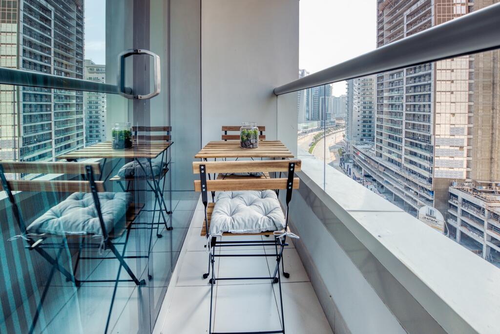 Posh Studio In Damac Canal Views Business Bay By Deluxe Holiday Homes - thumb 3