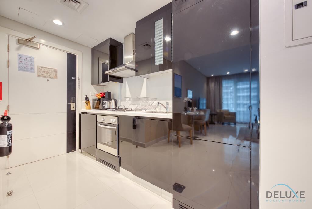 Posh Studio In Damac Canal Views Business Bay By Deluxe Holiday Homes - thumb 6