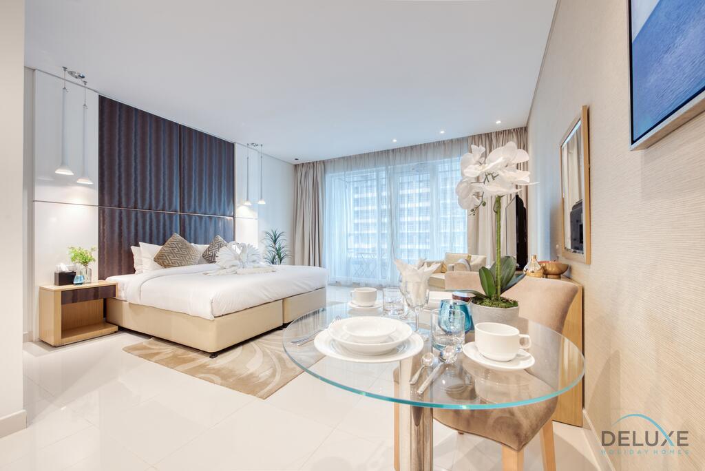 Posh Studio In Damac Canal Views Business Bay By Deluxe Holiday Homes - thumb 0