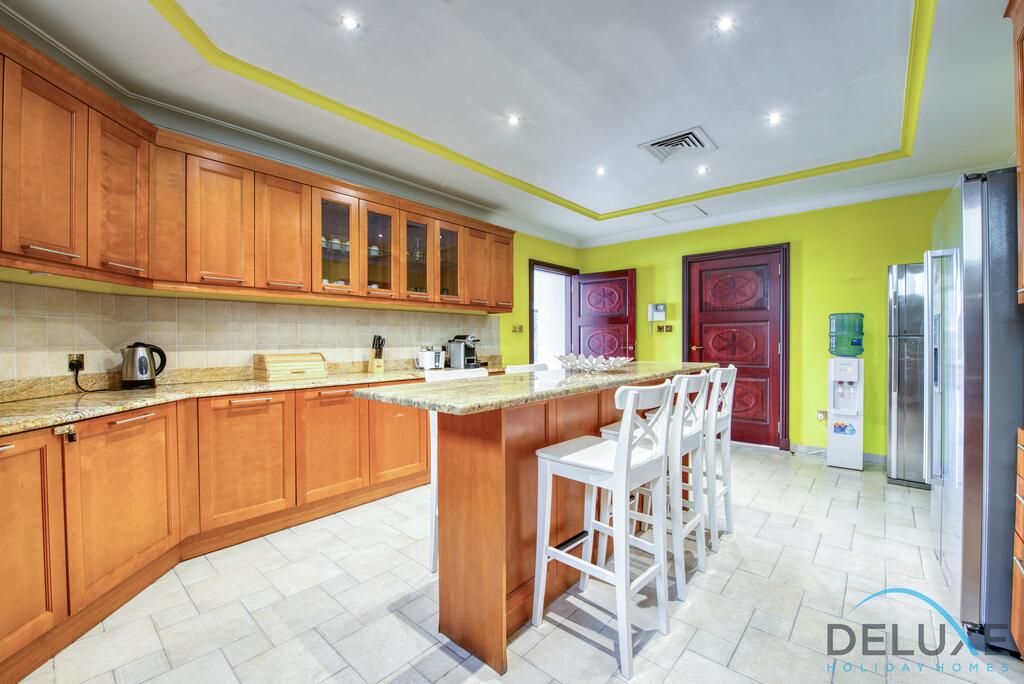 Premier 6BR Villa With Private Pool On Palm Jumeirah - thumb 2