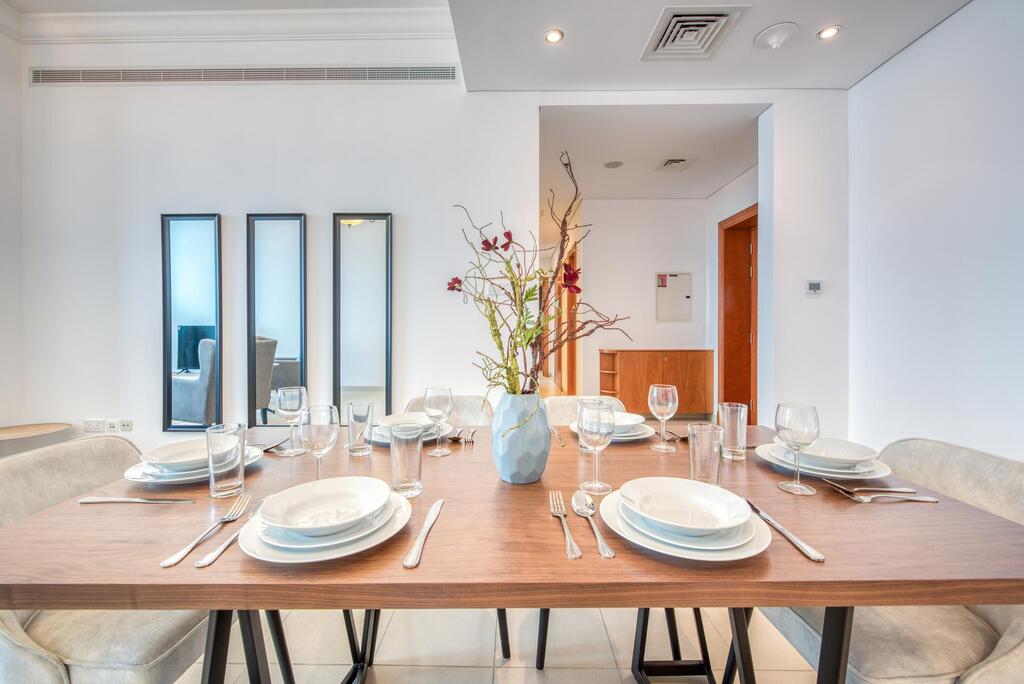 Premium 2BR Apt In The Heart Of The City - thumb 5