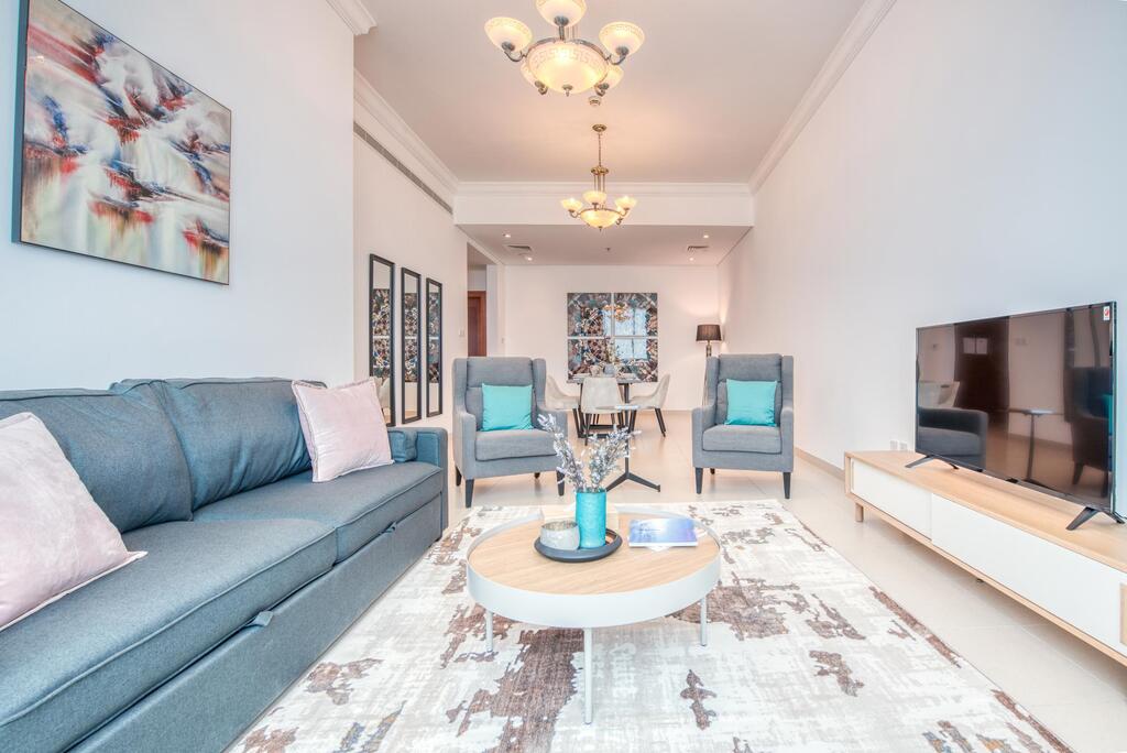 Premium 2BR Apt In The Heart Of The City - thumb 3