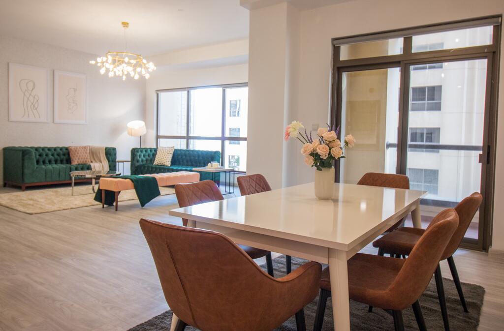 Premium 3BR! Partial Sea-View - thumb 0