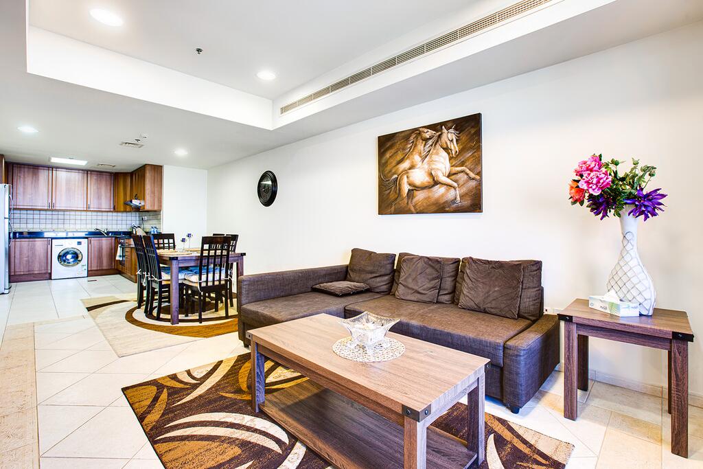Princess Tower Dubai Marina 2BD Apartment - thumb 3