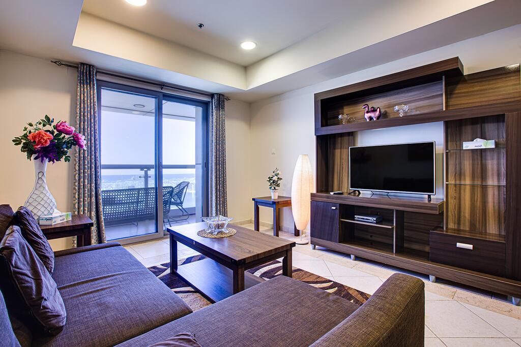 Princess Tower Dubai Marina 2BD Apartment - thumb 6