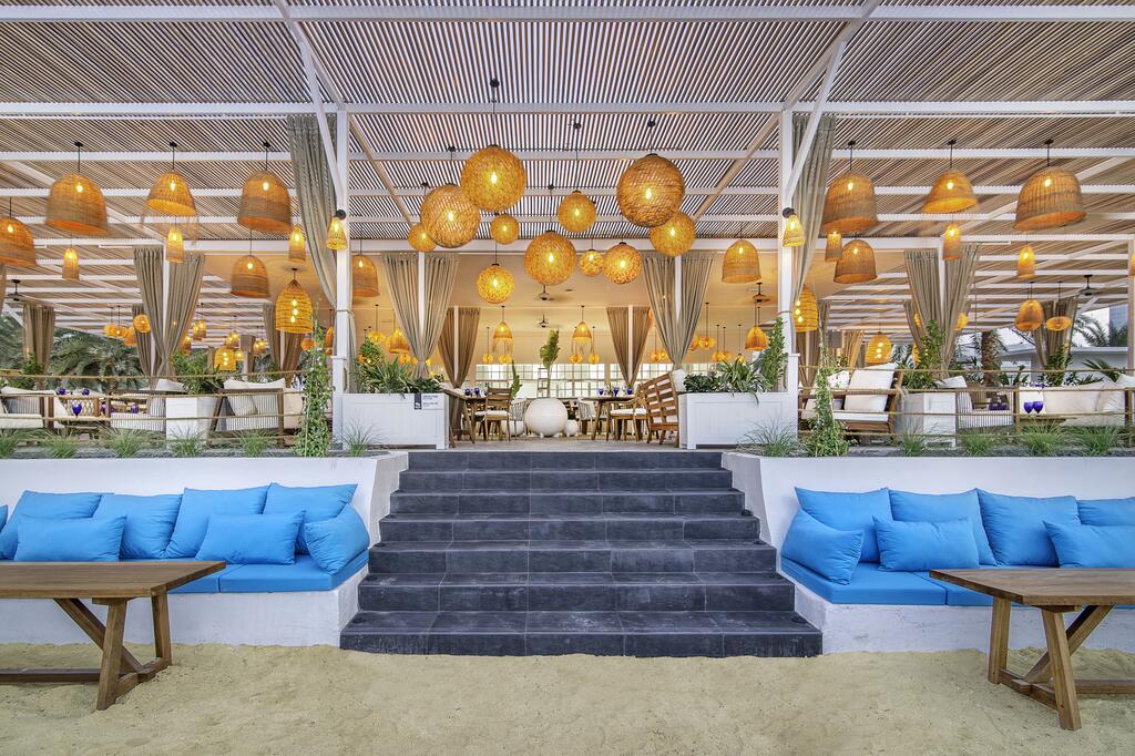 Radisson Blu Hotel & Resort, Abu Dhabi Corniche - thumb 0
