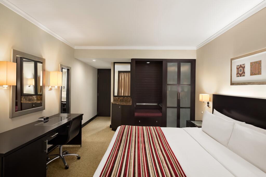 Ramada Plaza By Wyndham Dubai Deira - thumb 6