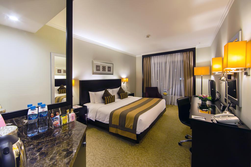 Ramada Plaza By Wyndham Dubai Deira - thumb 1