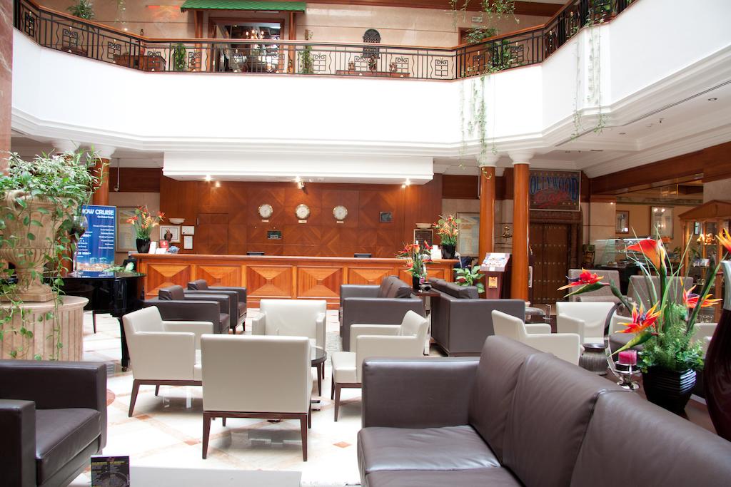 Regent Palace Hotel - thumb 7