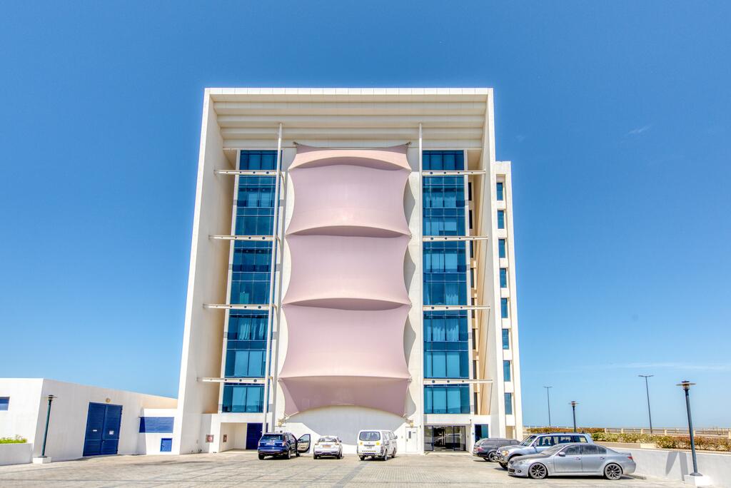 RH - 3BR Sun, Sand, Beach Getaway In RAK - thumb 1