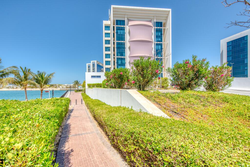 RH - 3BR Sun, Sand, Beach Getaway In RAK - thumb 0