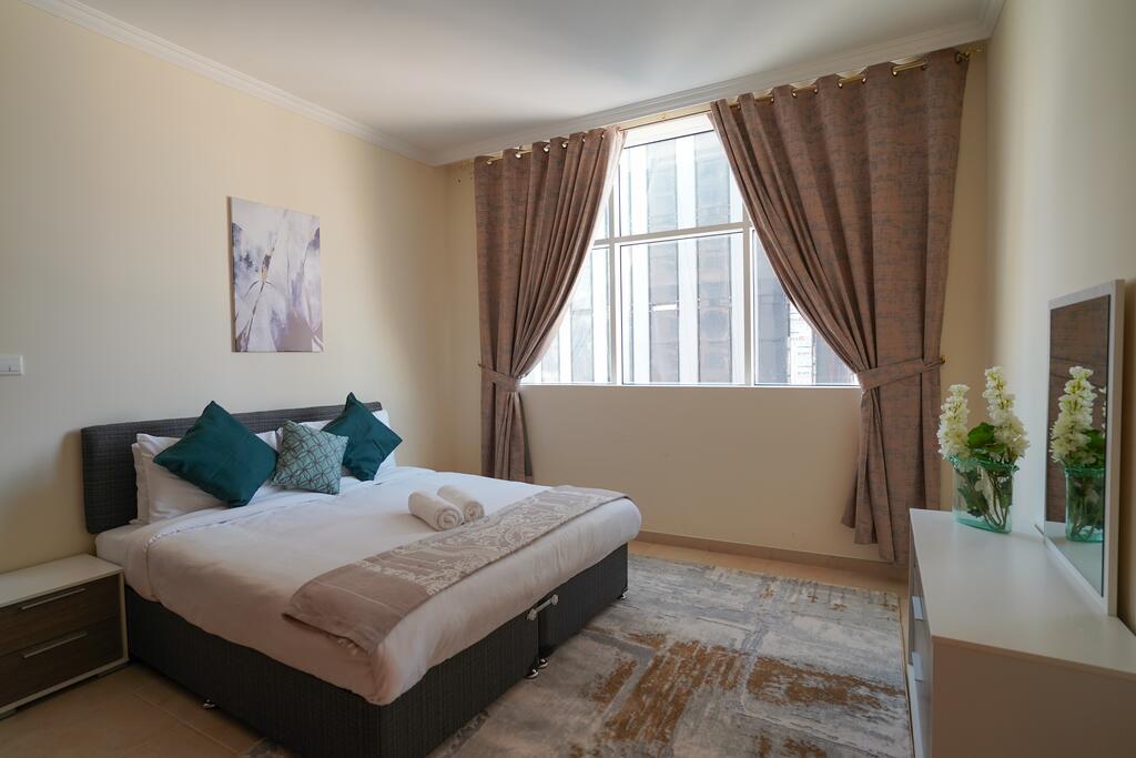 RH- Downtown Pad; Walk To Dubai Mall, Burj Khalifa - thumb 5