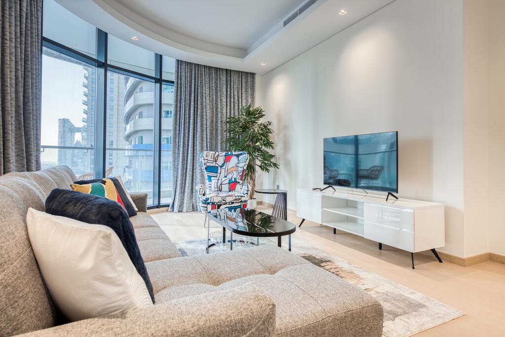 RH- Modern & Spacious Downtown Pad; 2 Minutes To Dubai Mall - thumb 2