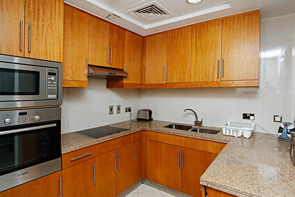 RH- Stylish 2BR In Marina, Stunning Sea Views - thumb 3