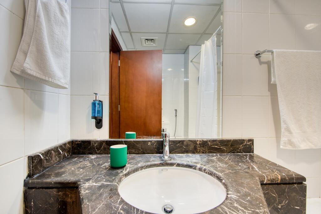 RH- Trendy Studio In Downtown; Walk To Dubai Mall - thumb 6