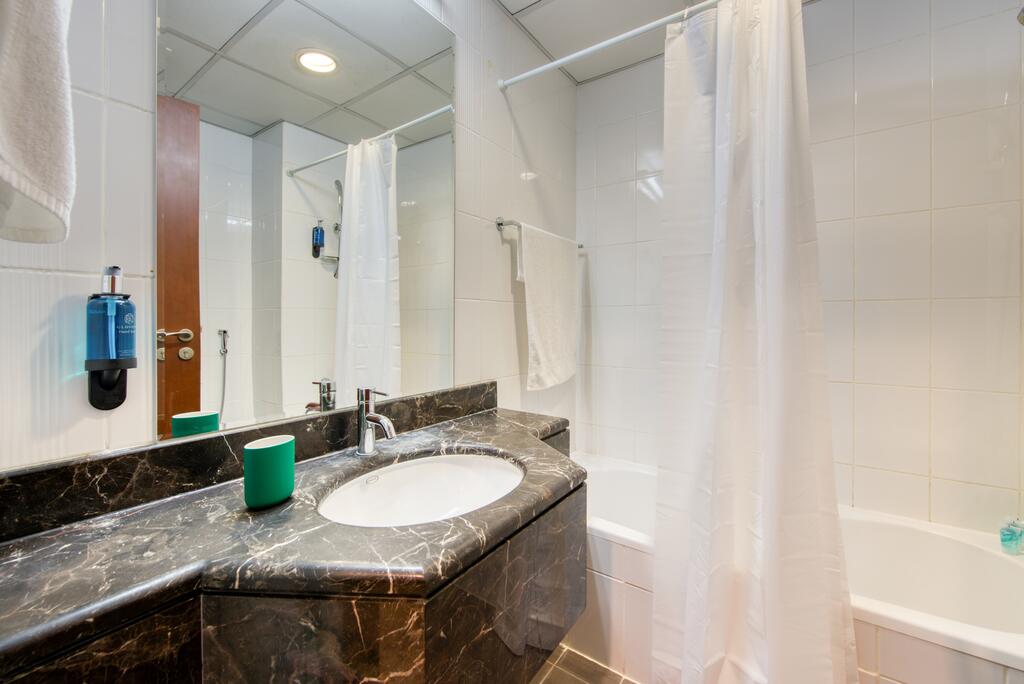 RH- Trendy Studio In Downtown; Walk To Dubai Mall - thumb 7