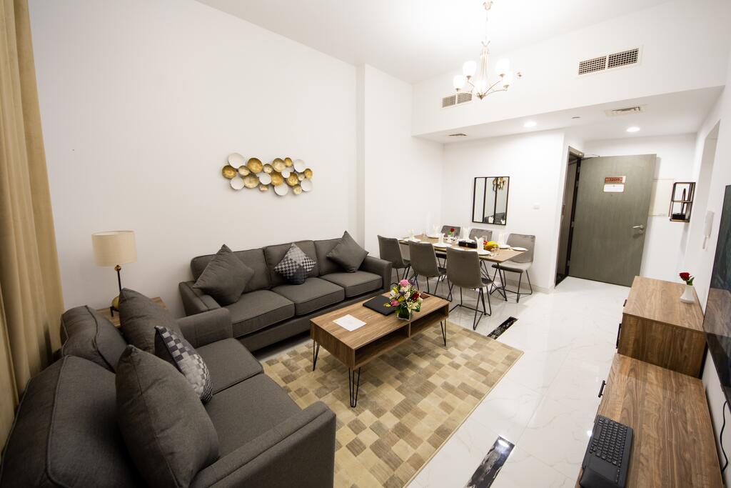 Rose Dream - Two Bedroom Furnished Apartment, Jumeirah Village Circle - thumb 7