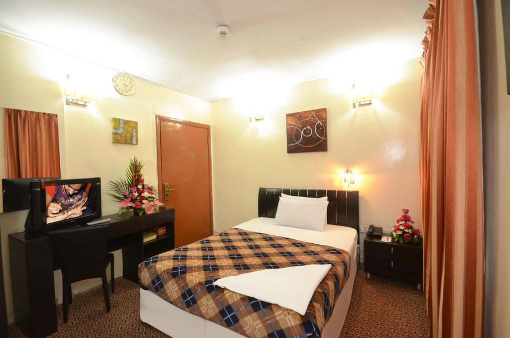 Royal Prince Hotel - thumb 1
