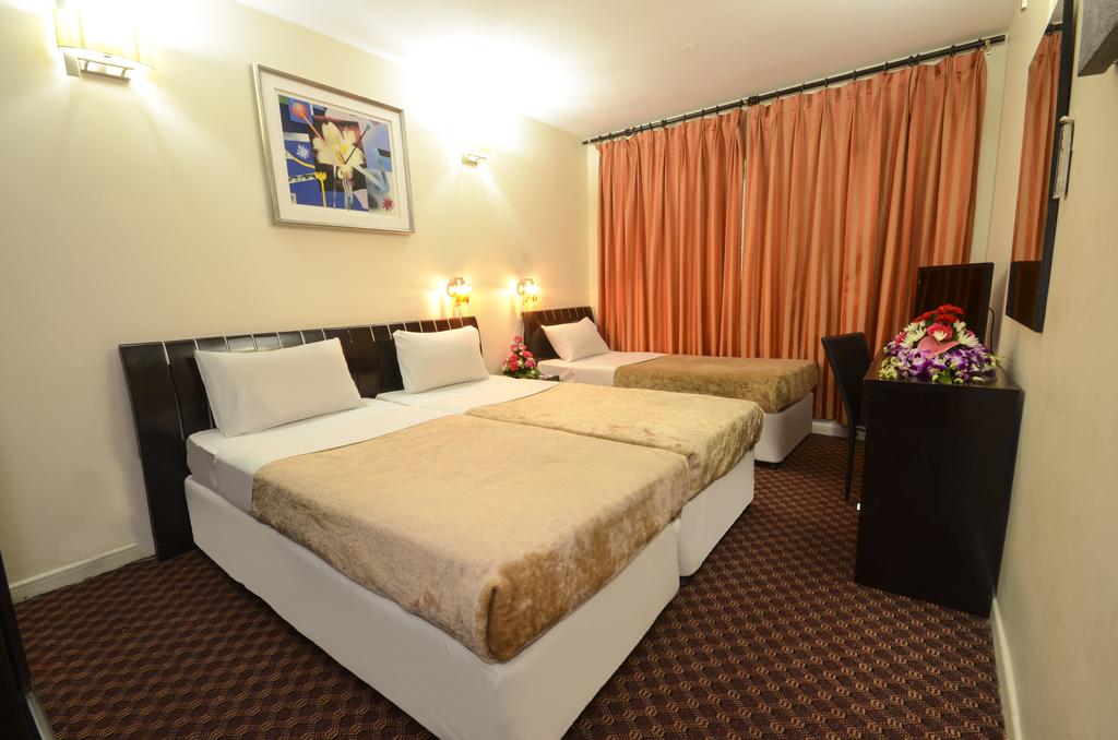 Royal Prince Hotel - thumb 3