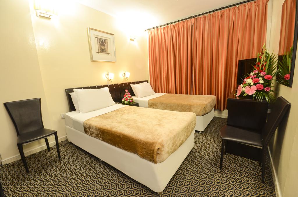 Royal Prince Hotel - thumb 2