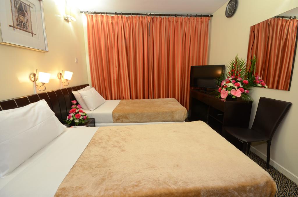 Royal Prince Hotel - thumb 7