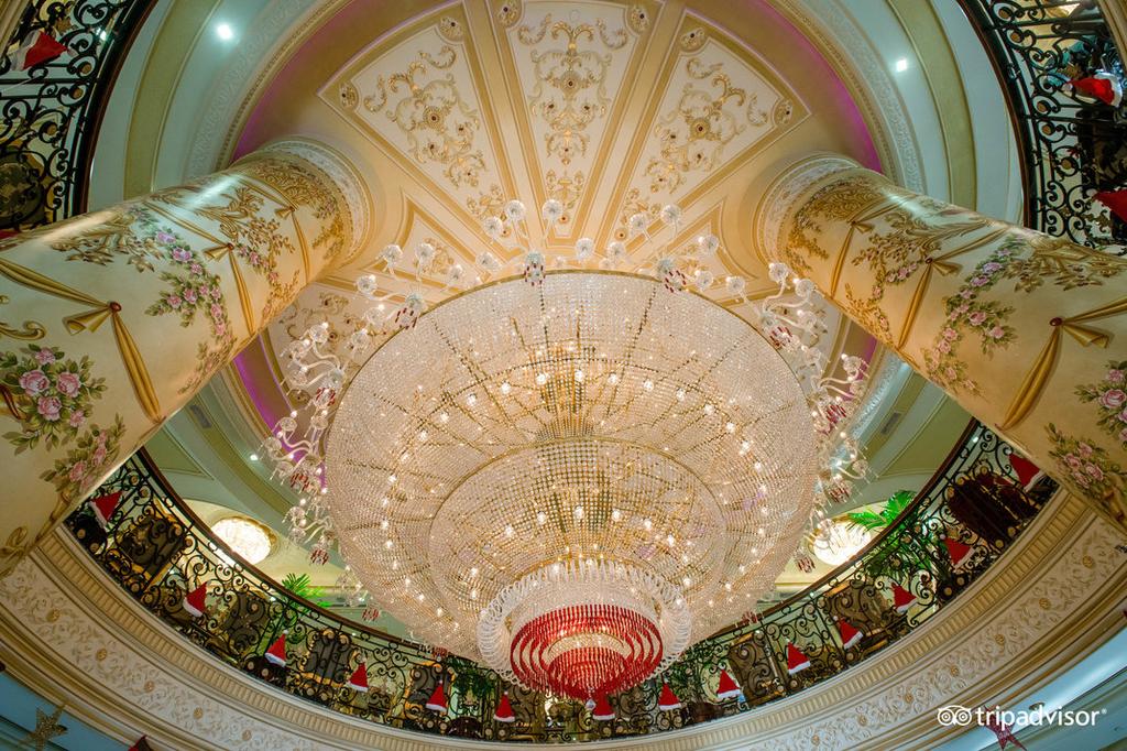 Royal Rose Hotel - thumb 8