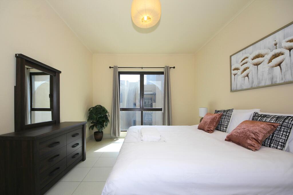 Signature Holiday Homes - Furnished 1 BHK Apartment In Reehan 3- Old Town - thumb 2