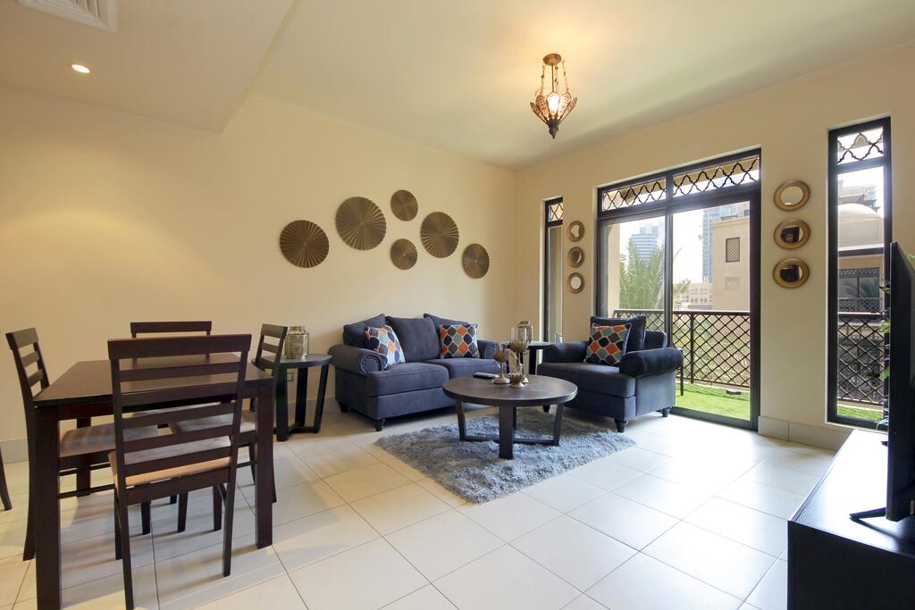 Signature Holiday Homes - Furnished 1 BHK Apartment In Reehan 3- Old Town - thumb 5