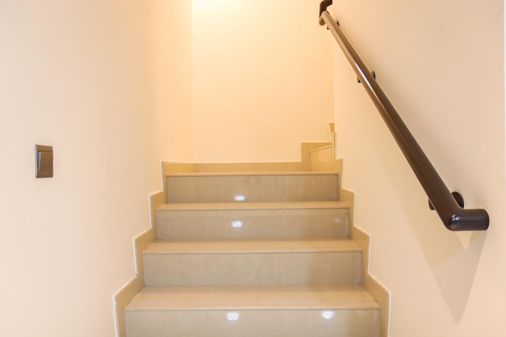 Signature Holiday Homes - Furnished 3 BHK Villa In Vardon Akoya By Damac - thumb 6