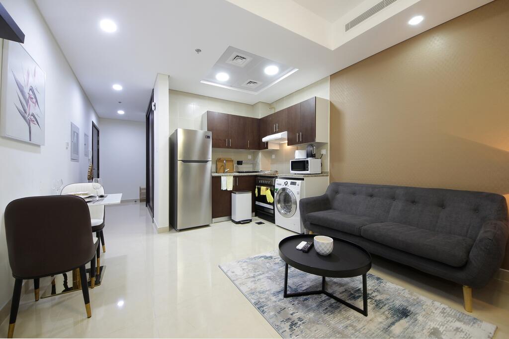 Signature Holiday Homes - Luxury Studio Apartment In Cleopatra, Wadi Alsafa - thumb 5