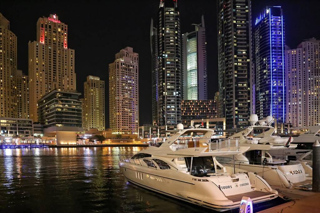 Skynest Holiday Homes Sea View 1 Bedroom Apartment Dubai Marina 1011 - thumb 2