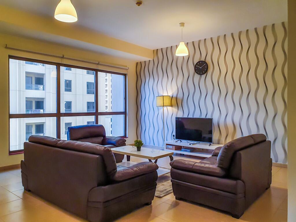 Spacious & Fully Furnished With Beach Access - thumb 4