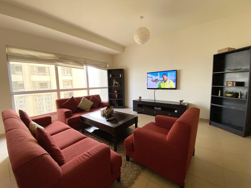 Spacious 2 BR Apartment With Marina Views JBR - thumb 1