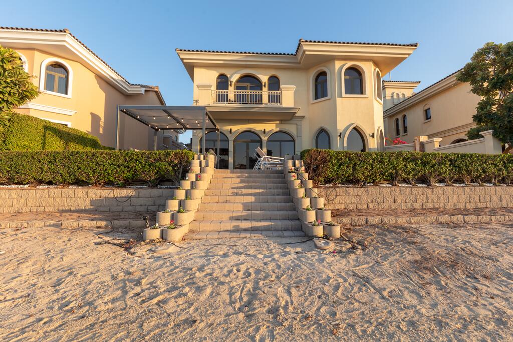 Stella Stays Exceptional 4 BDR Palm Villa Beach Private Pool - thumb 2