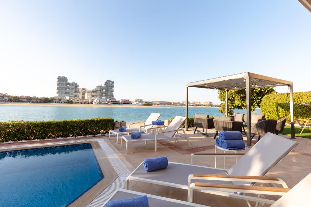 Stella Stays Exceptional 4 BDR Palm Villa Beach Private Pool - thumb 1